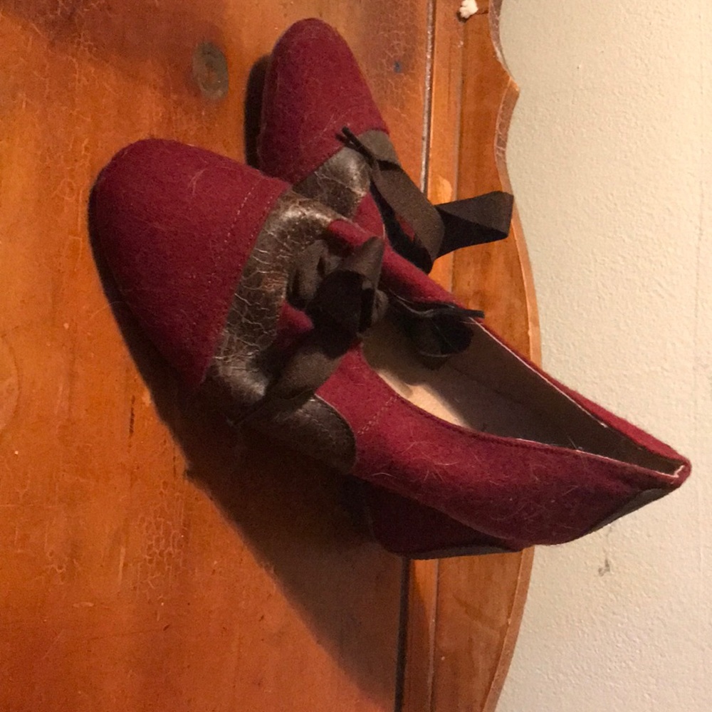 Maroon Oxfordesque Flats